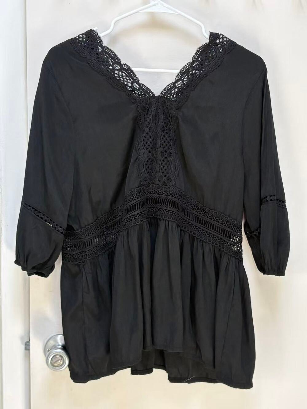 Boho Black Crochet Lace Peasant Blouse V-Neck Peplum Top 3/4 Sleeve Size Medium